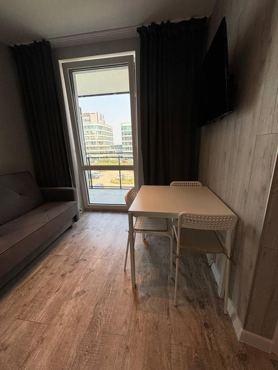 Ostin A41 * Warszawa